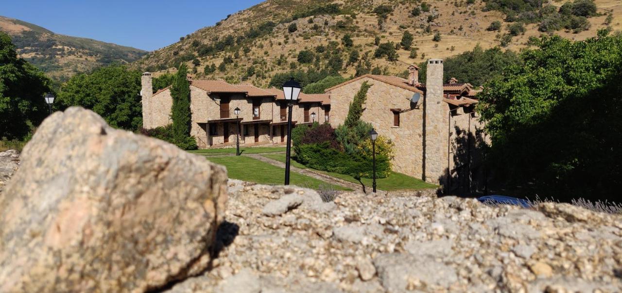 Hotel Ribera del Corneja Navacepedilla de Corneja Exterior foto